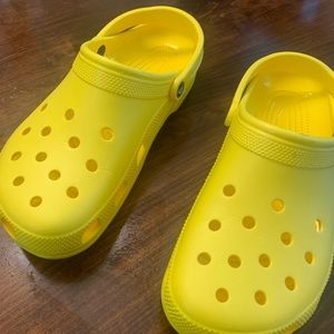 Yellow Crocs Men 12